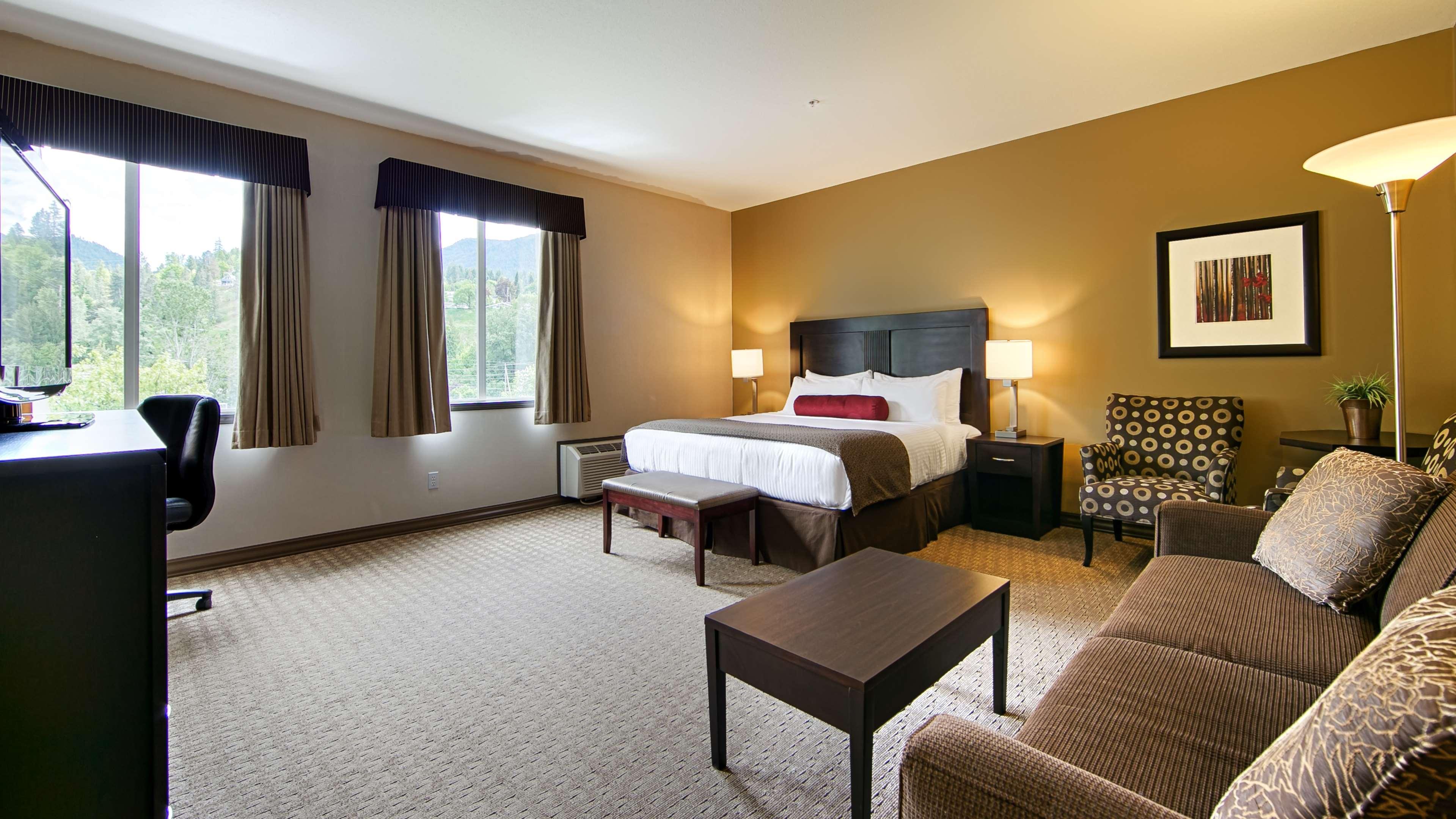 Best Western Plus Baker Street Inn Nelson Exterior photo