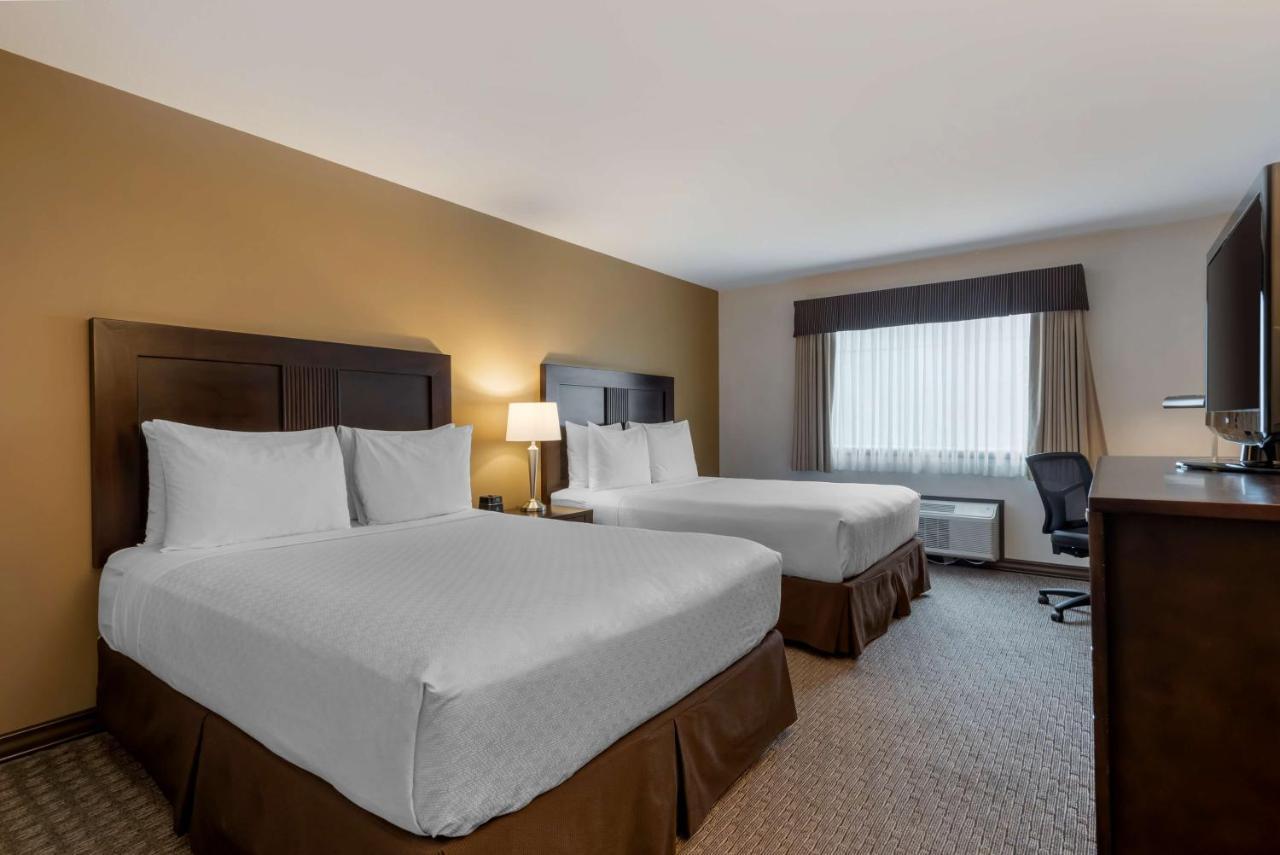 Best Western Plus Baker Street Inn Nelson Exterior photo